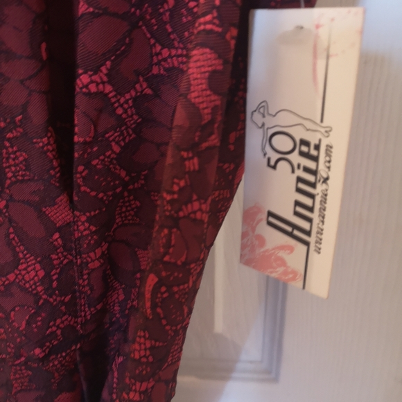 RED DRESS 💃 - Picture 4 of 11